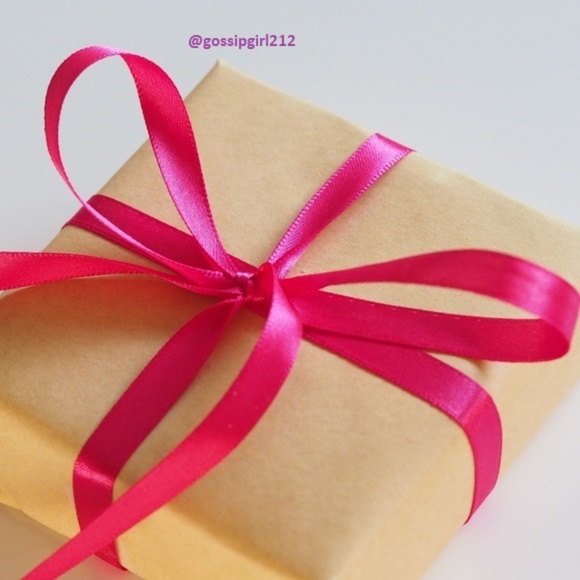Accessories - Designer Mystery Box! Bag/Accessory/Beauty/Jewelry